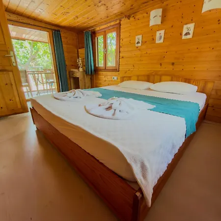 Hotel Likya Yanartaş Çıralı